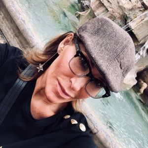 Meet your Posher, Dianne